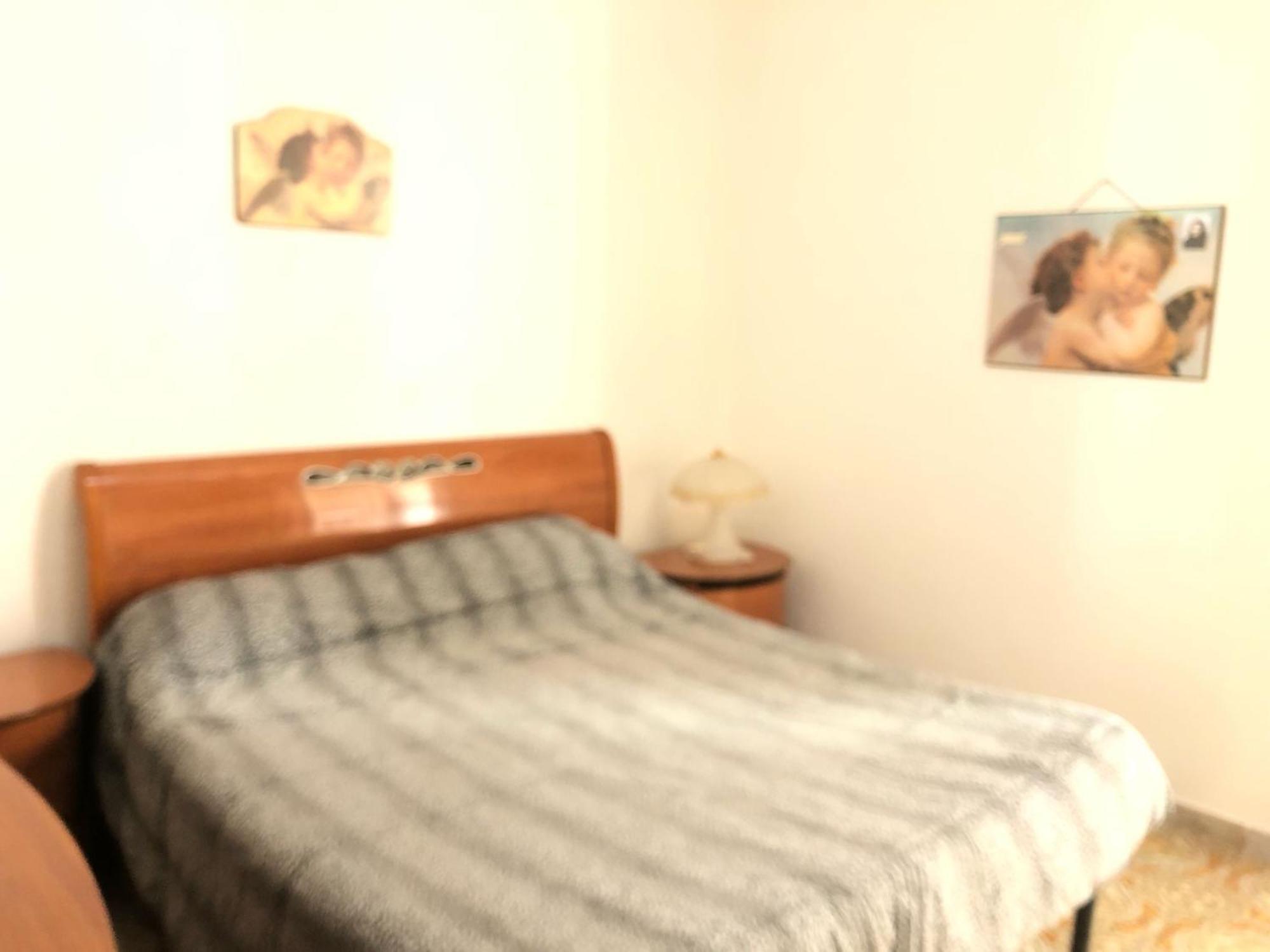Hébergement de vacances Lido San Giovanni Via Savonarola 37f *